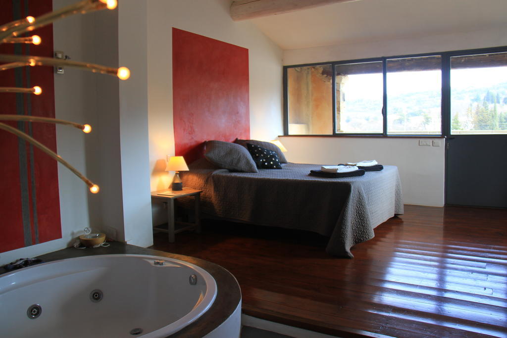 La Salamandre Bleue Villa Chantemerle-les-Grignan Room photo